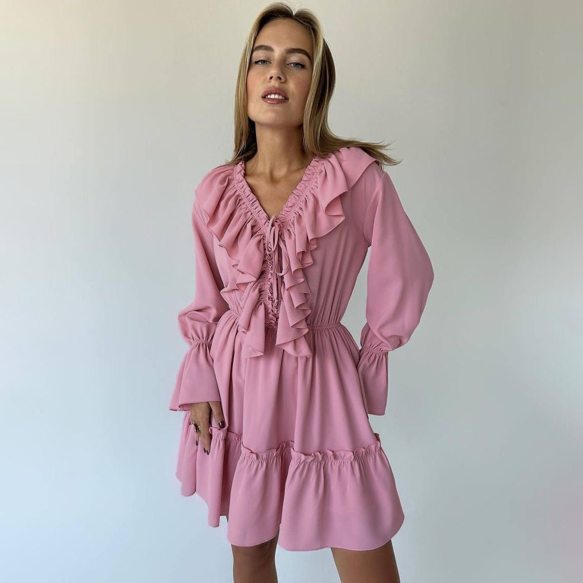 Azelie – Robe Longue Bohème à Manches Évasées et Taille Froncée
