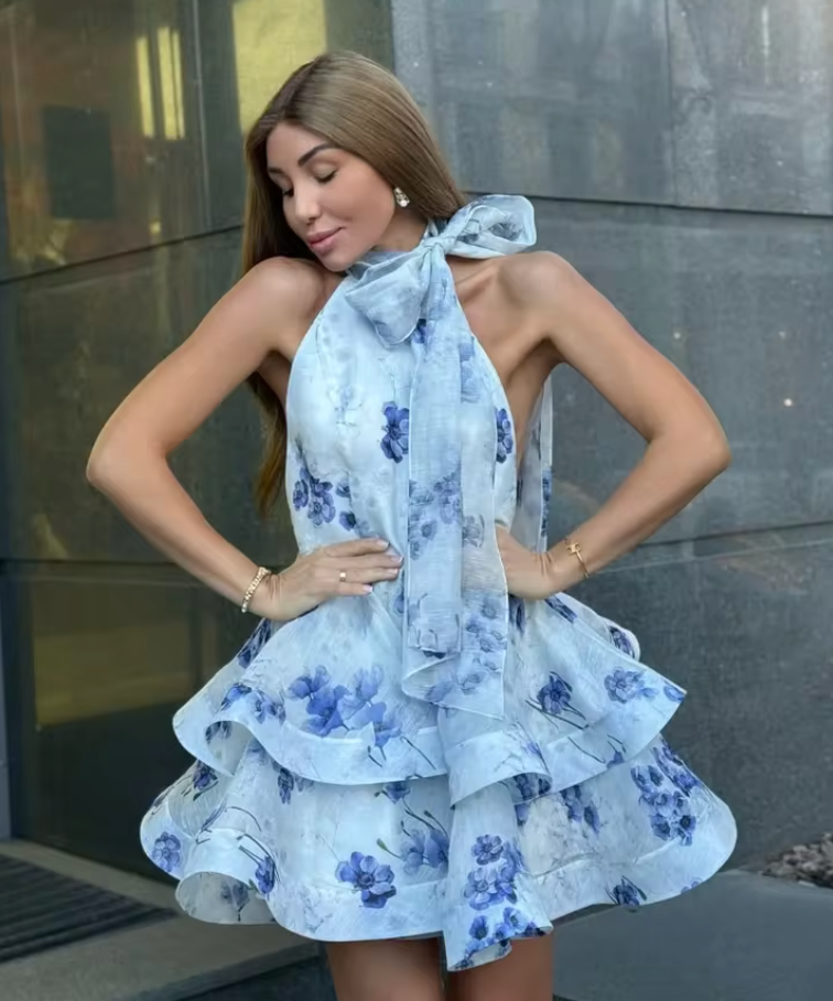 Élisa – Robe Plissée Dos Nu Élégante