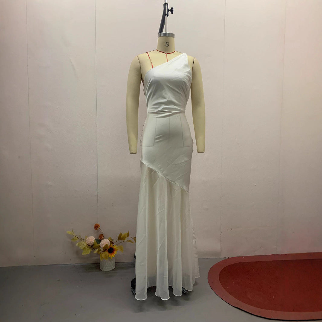 Belle - Robe longue à épaulettes col diagonal