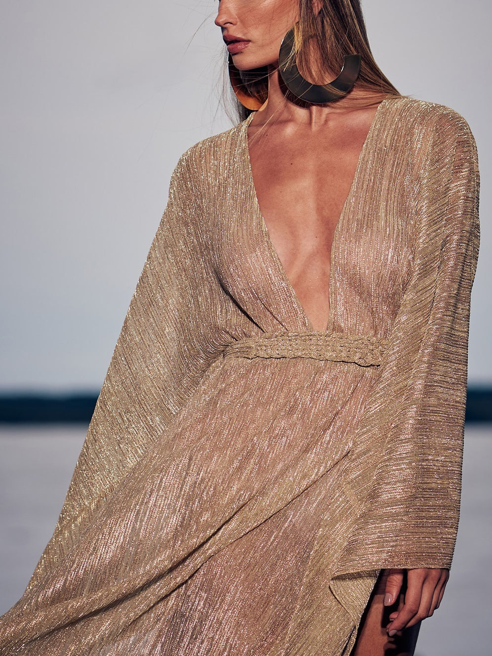 Robe Drapée – Décolleté Profond