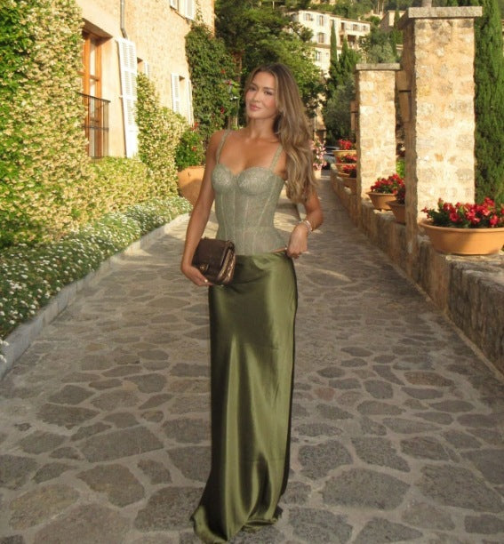Jade – Ensemble Corset Lacé Jupe Satinée Élancée
